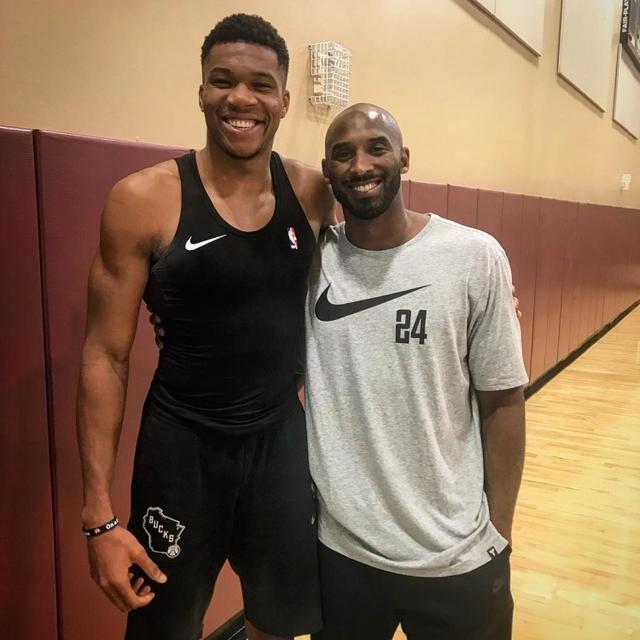 观望周年强 观望周年强